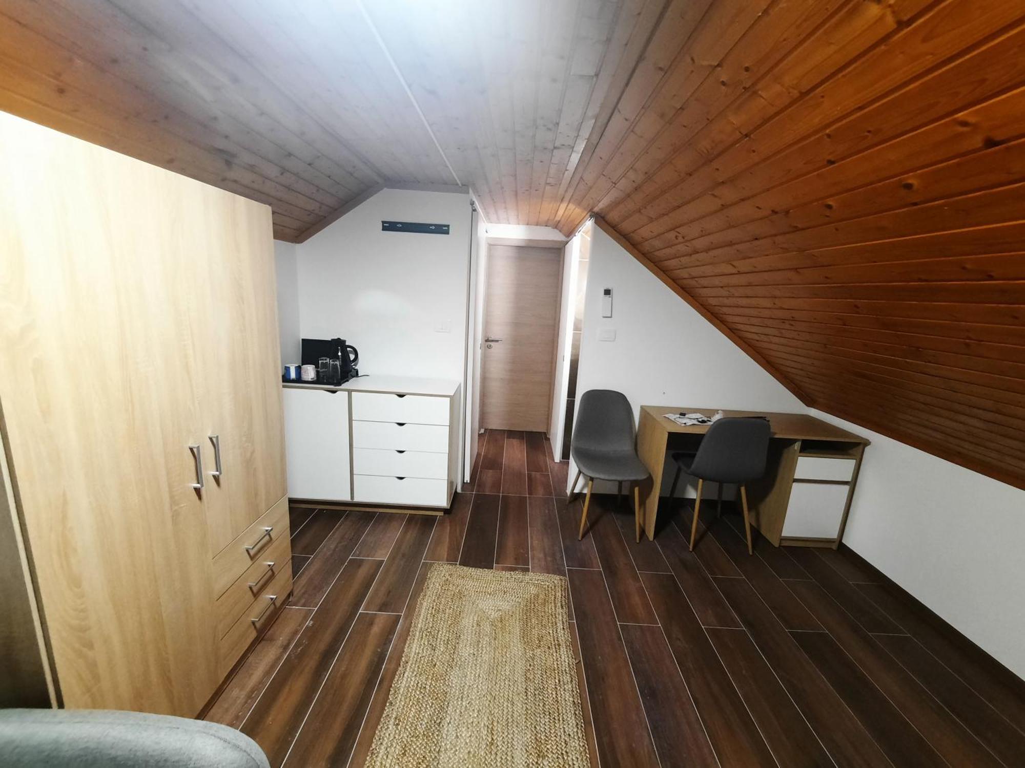 Bed and Breakfast Gostisce Jezero Medvode Pokój zdjęcie