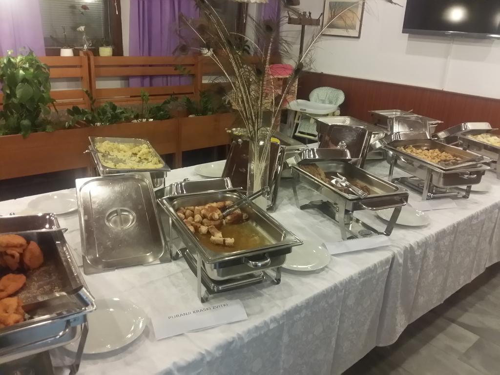 Bed and Breakfast Gostisce Jezero Medvode Zewnętrze zdjęcie